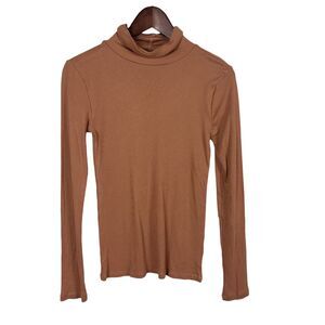 Easy Standard Tan Turtleneck Shirt Top Women's Medium